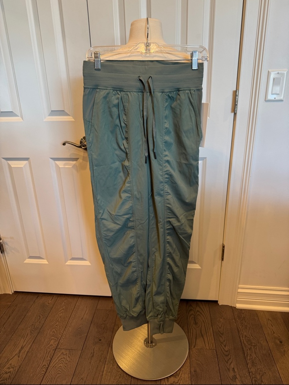 lululemon athletica green dance studio jogger